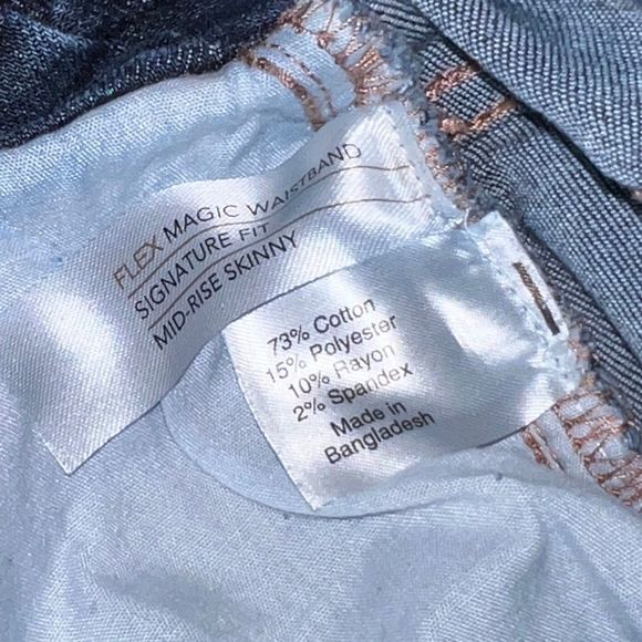 Plus Size Lane Bryant Flex Waist Mid Waist Skinny Jeans Size 28 Short - Picture 3 of 4